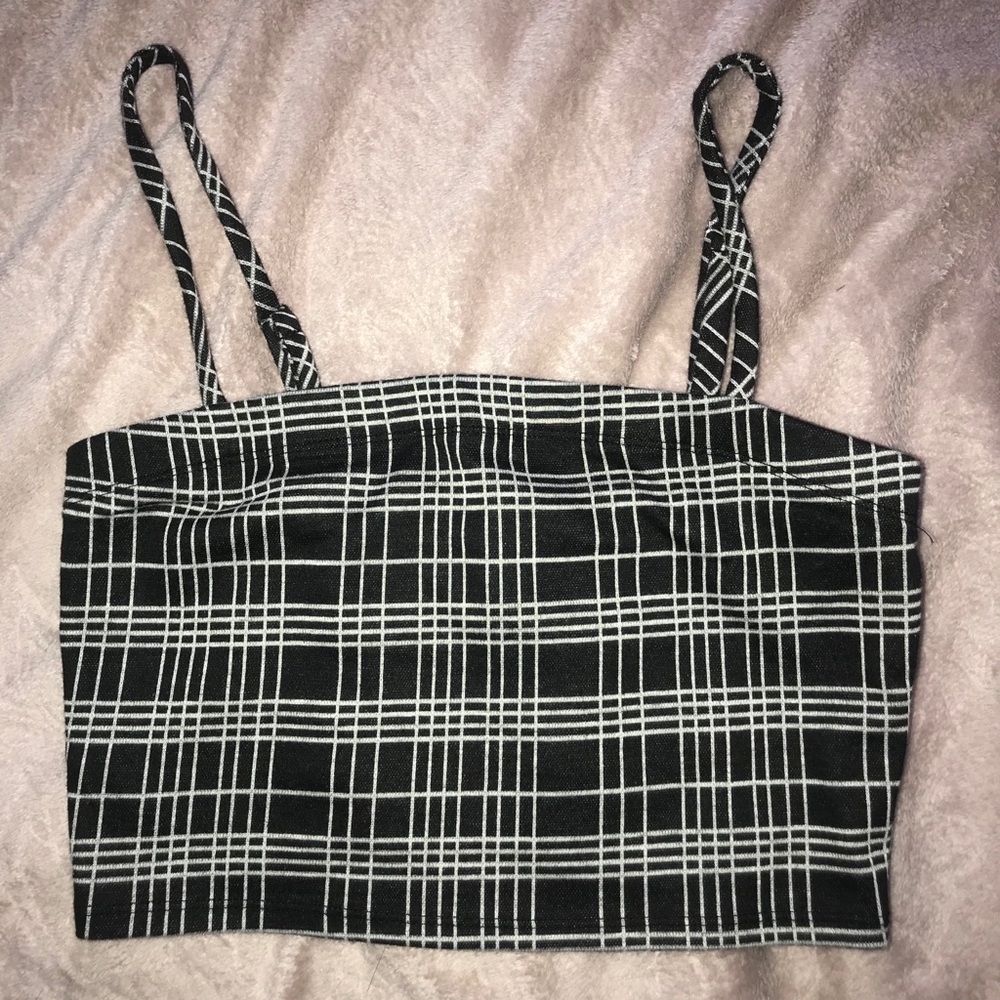 Black/White Cropped Tank